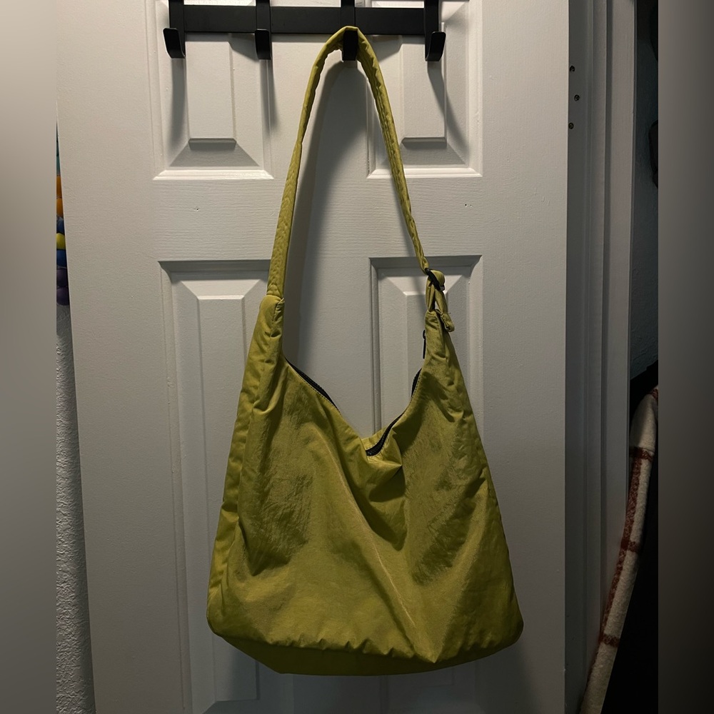 BAGGU Nylon Shoulder Bag